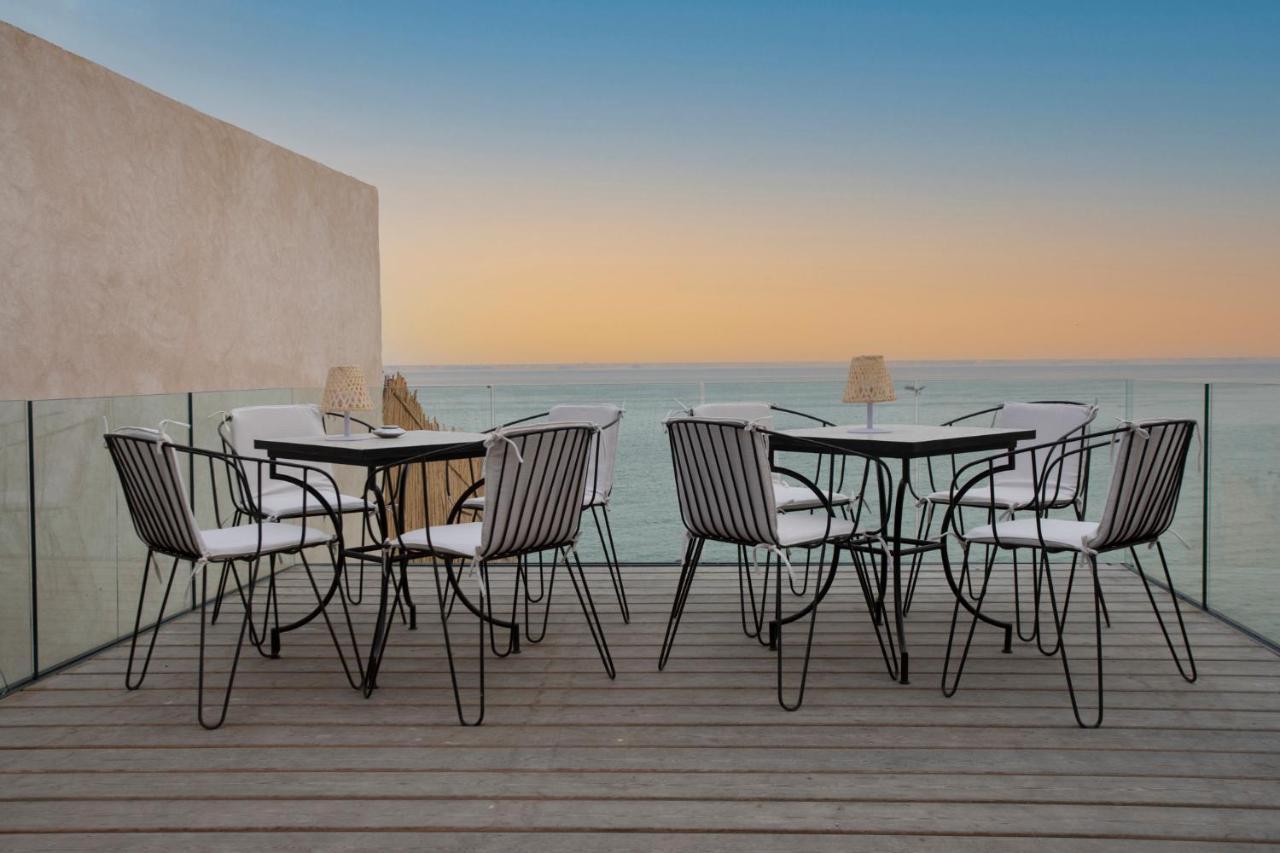Hotel Oasis الدخلة المظهر الخارجي الصورة