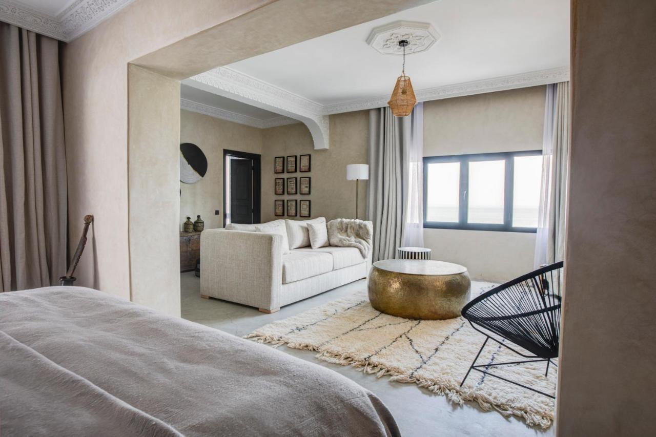 Hotel Oasis الدخلة المظهر الخارجي الصورة